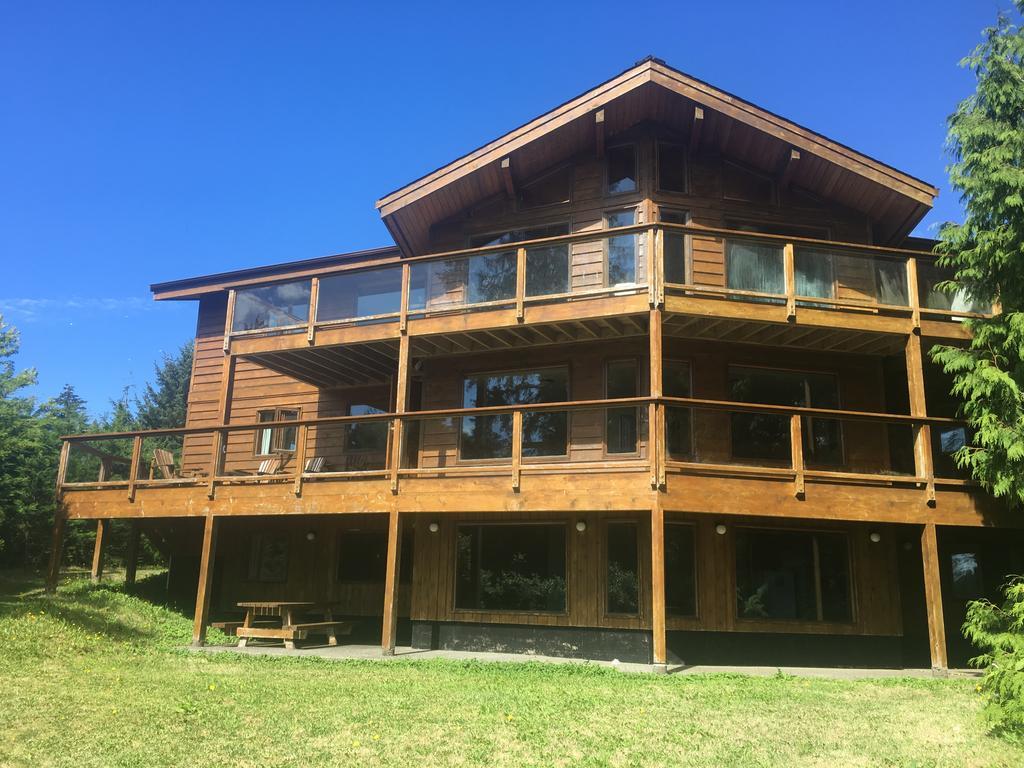 Tofino Stormbay Guest House Esterno foto