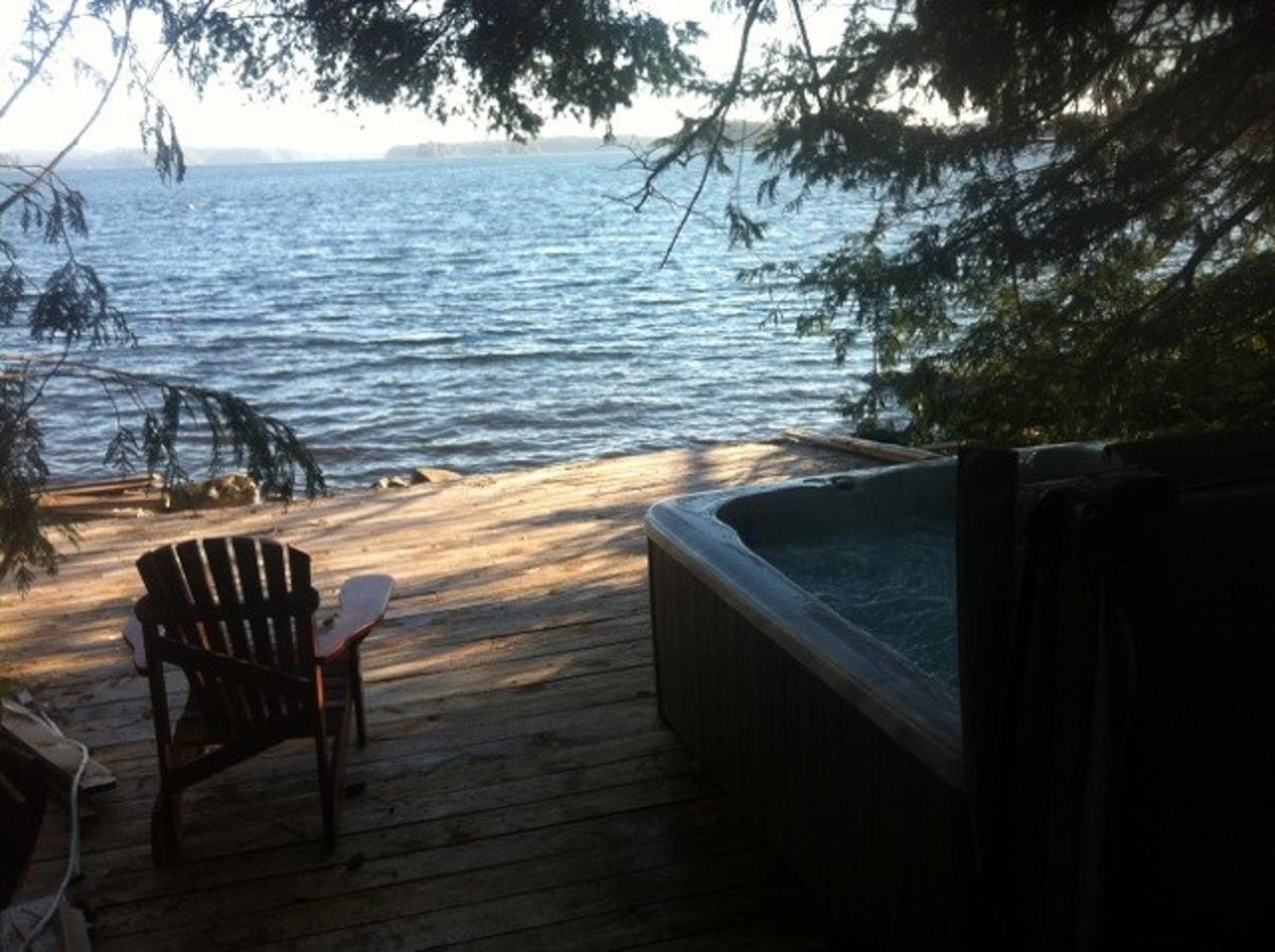 Tofino Stormbay Guest House Esterno foto