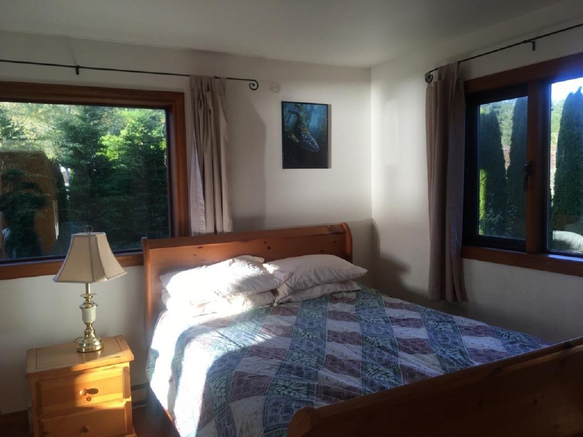 Tofino Stormbay Guest House Esterno foto
